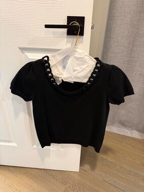 Black Short Sleeve Knit Top with Chain-Link Scoop Neck
